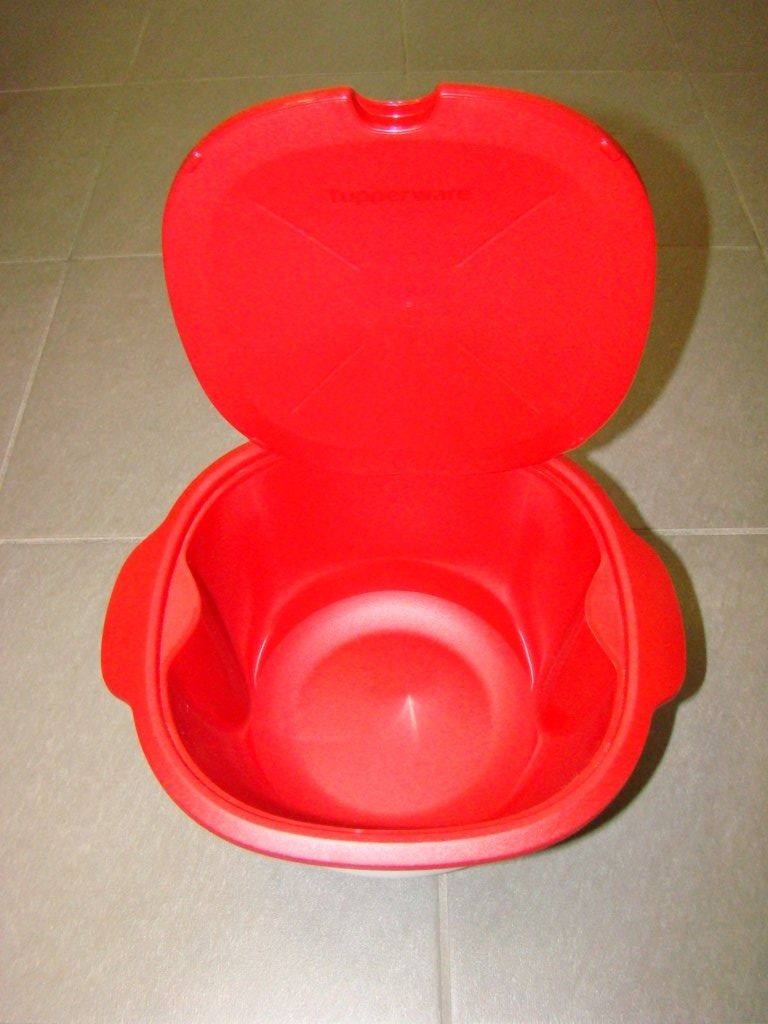 Tupperware Contenitori & Simili: Tupperware, Warmie-Tup (3,25l) – Nuovo e nell'imballaggio originale da Lussery-Villars venduto da pousinete02 2