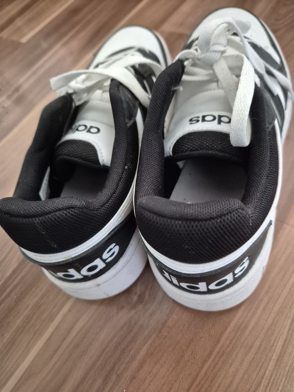 Adidas Scarpe da uomo: Adidas Sneaker Gr. 41.5 – Usato da Therwil venduto da Twista11 2