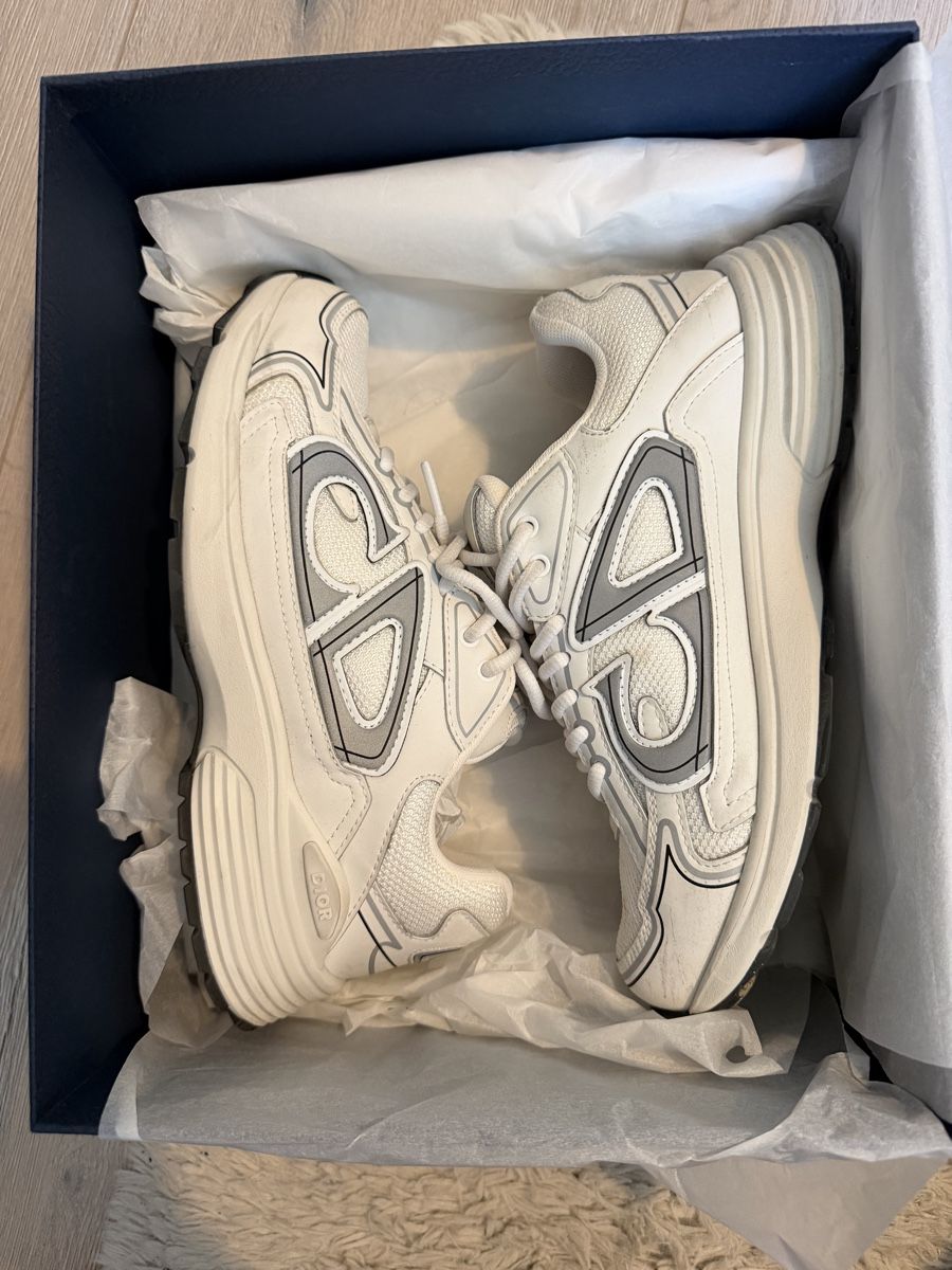 Dior Herrenschuhe: Dior B30 Sneakers White Size 38 Used Condition – Gebraucht aus Villeneuve VD von lara.csx