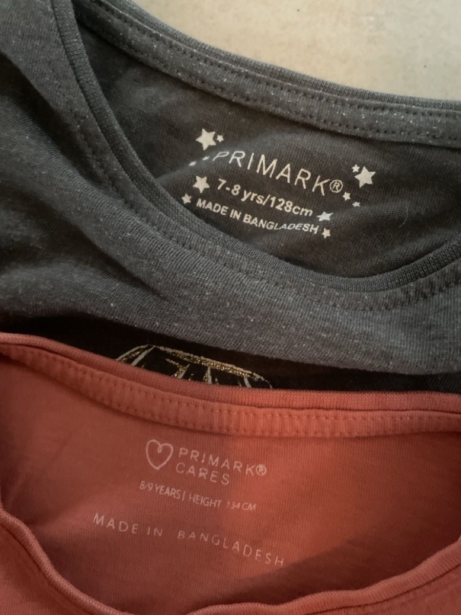 Pullover & Sweatshirts: 2er Set: Mädchen Langarmshirts, Gr. 128Top! – Gebraucht aus Obergerlafingen von cabo4 3