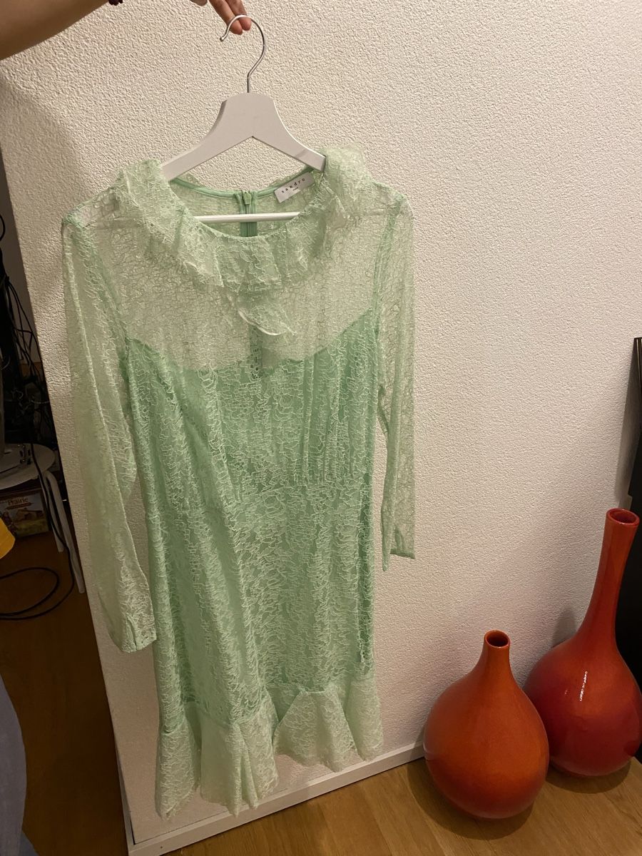 Sandro Robes: Robe Sandro dentelle volant vert taille S  – Neuf avec emballage d'origine à Nyon par rab_vl5j 2