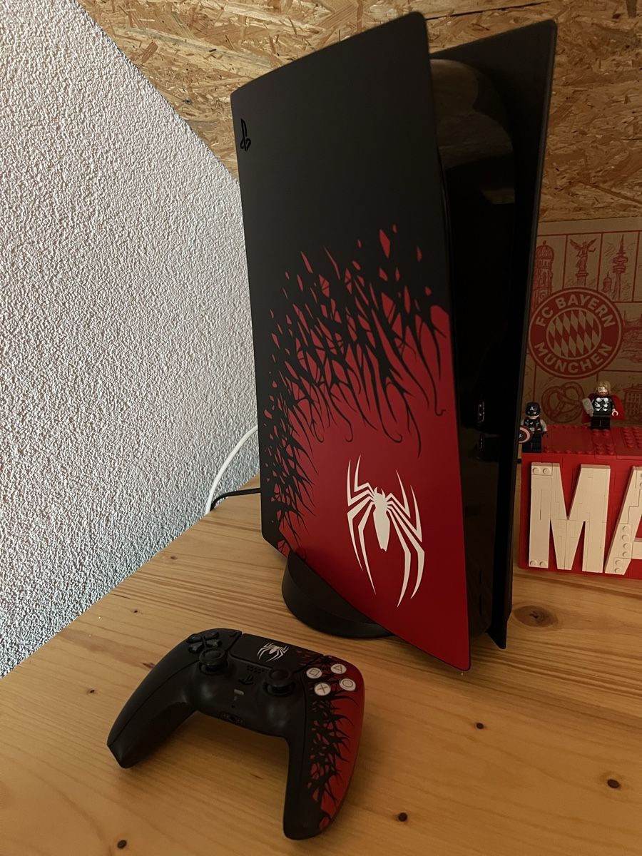 Sony Consoles: Playstation 5 Spiderman Edition – D'occasion à Neuendorf par Raphi.B4