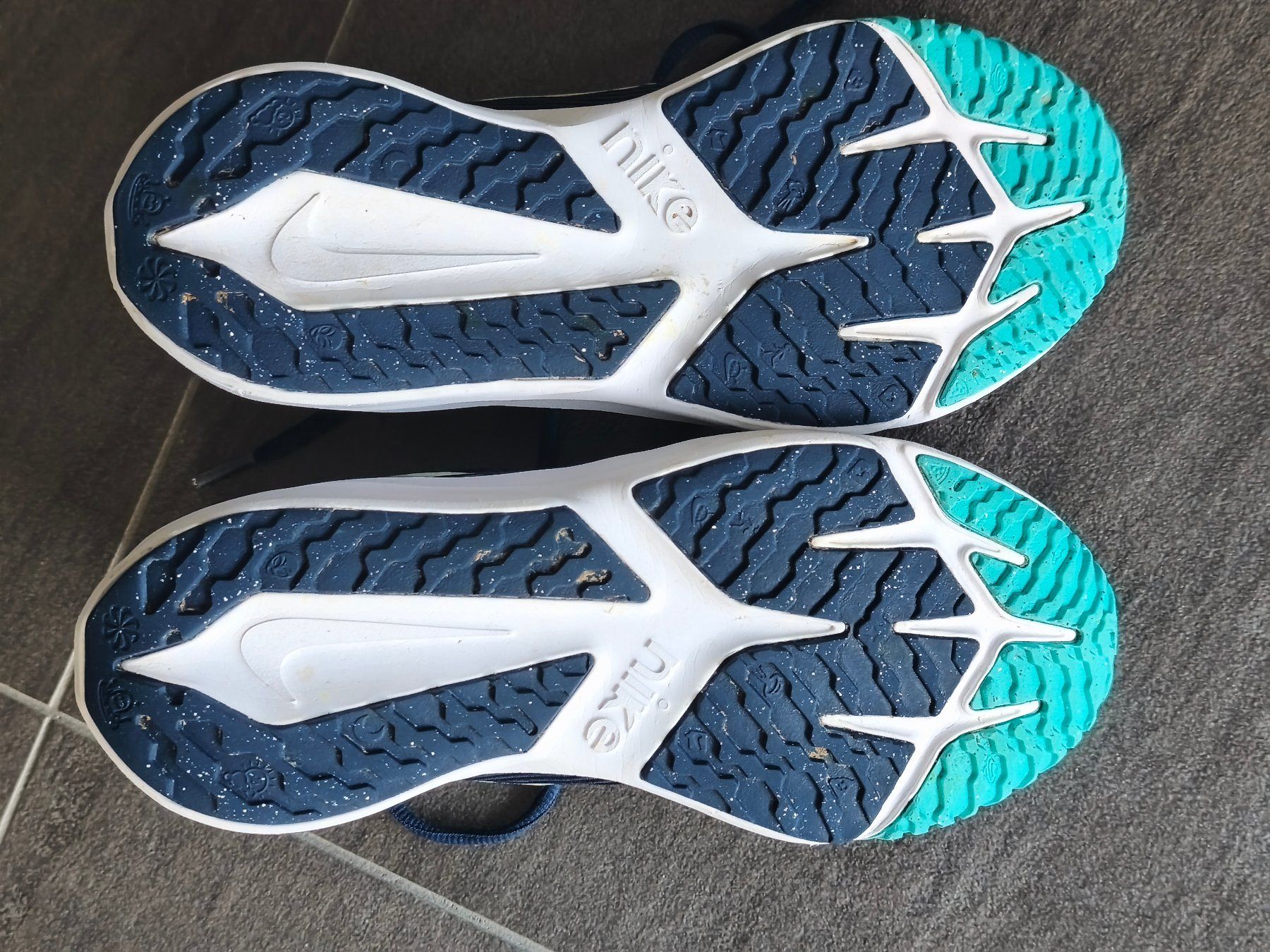 Nike Schuhe für Jungen: Turnschuhe Nike Star Runner 04 - Grösse 38 – Gebraucht aus Jegenstorf von Juchlistock 3