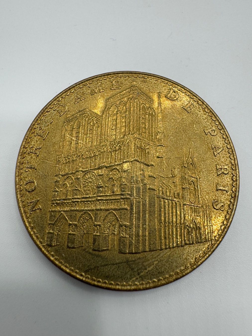Medaillen: Medaille Notre Dame-De Paris, Edition 2005 – Gebraucht aus Sachseln von BONATI01