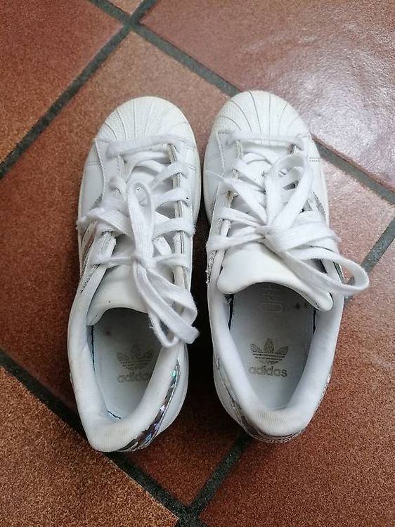 Adidas Scarpe da uomo: Scarpe Adidas Superstar, nr. 32 – Usato da S. Antonino venduto da sab_z5qw 1