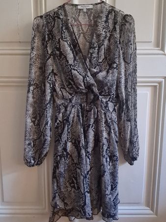 Robe Morgan motif serpent noir/gris T34
