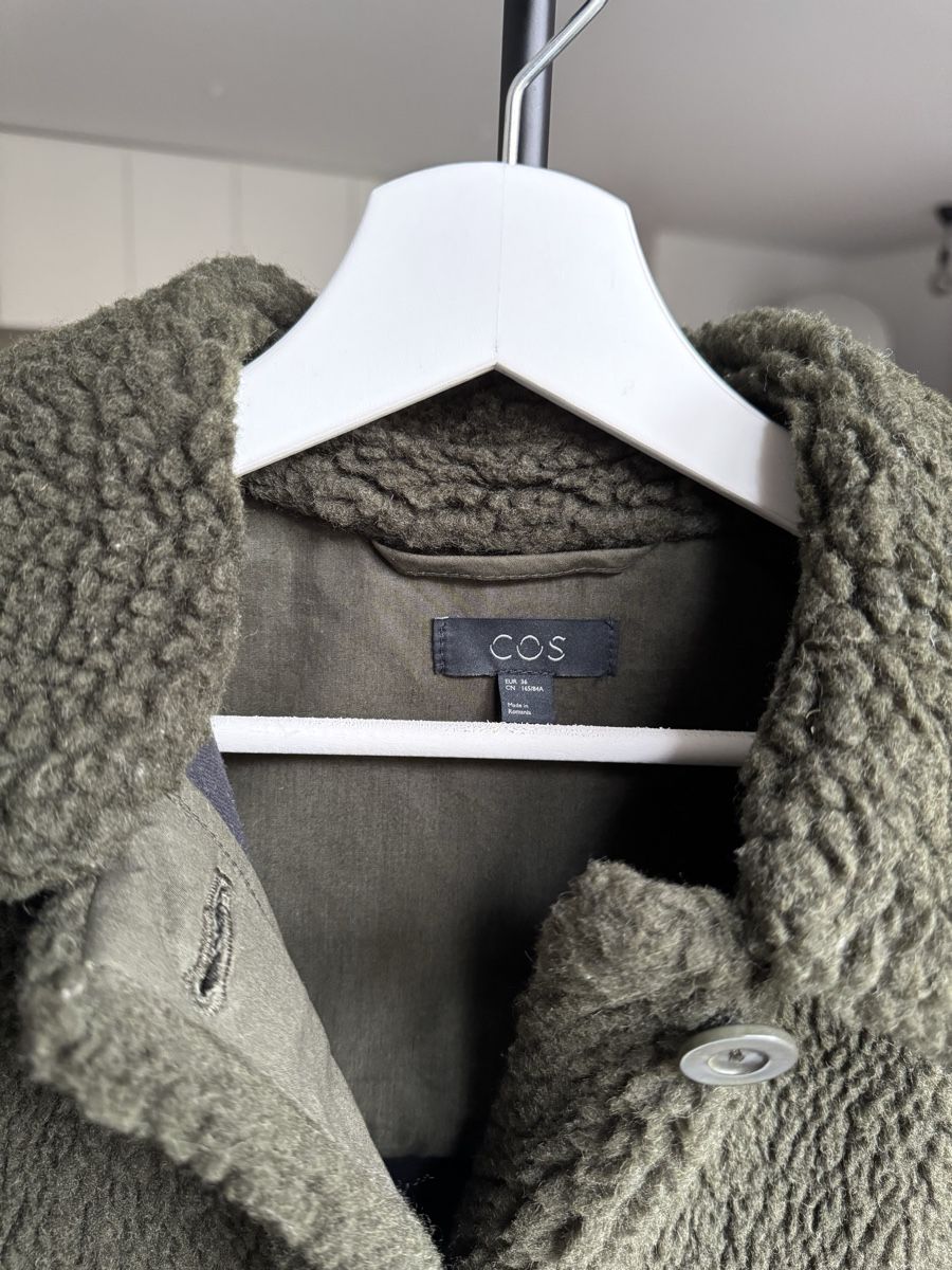 Cos Cappotti: COS olive green shearling wool jacket – Usato da Zürich venduto da ari_cr2f 2
