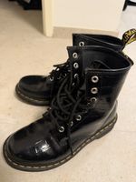 Dr. Martens 1460 - Lack Kroko schwarz