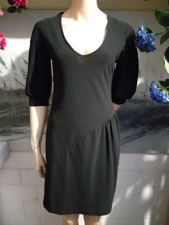 Robe/kleid SFARZO  Taille / Grosse 36 CH (42 IT)