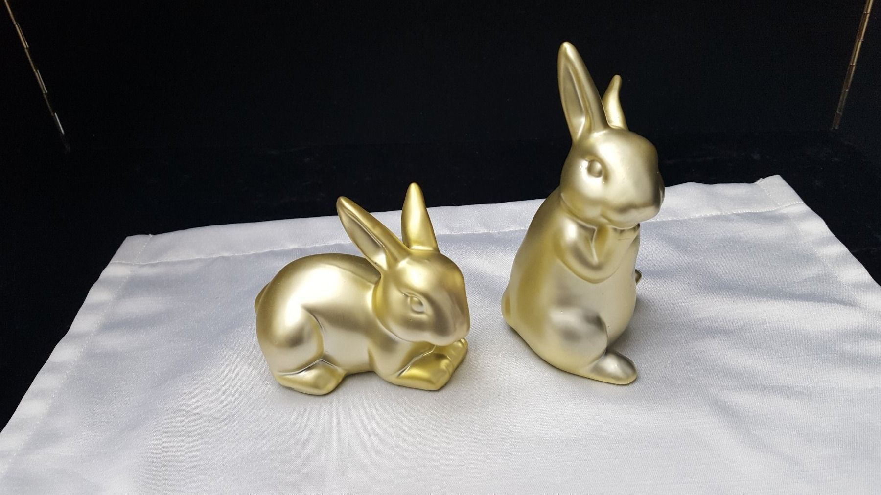 Statuette: 2 Porzellanhasen – Nuovo e nell'imballaggio originale da Reinach venduto da 3Guggerli