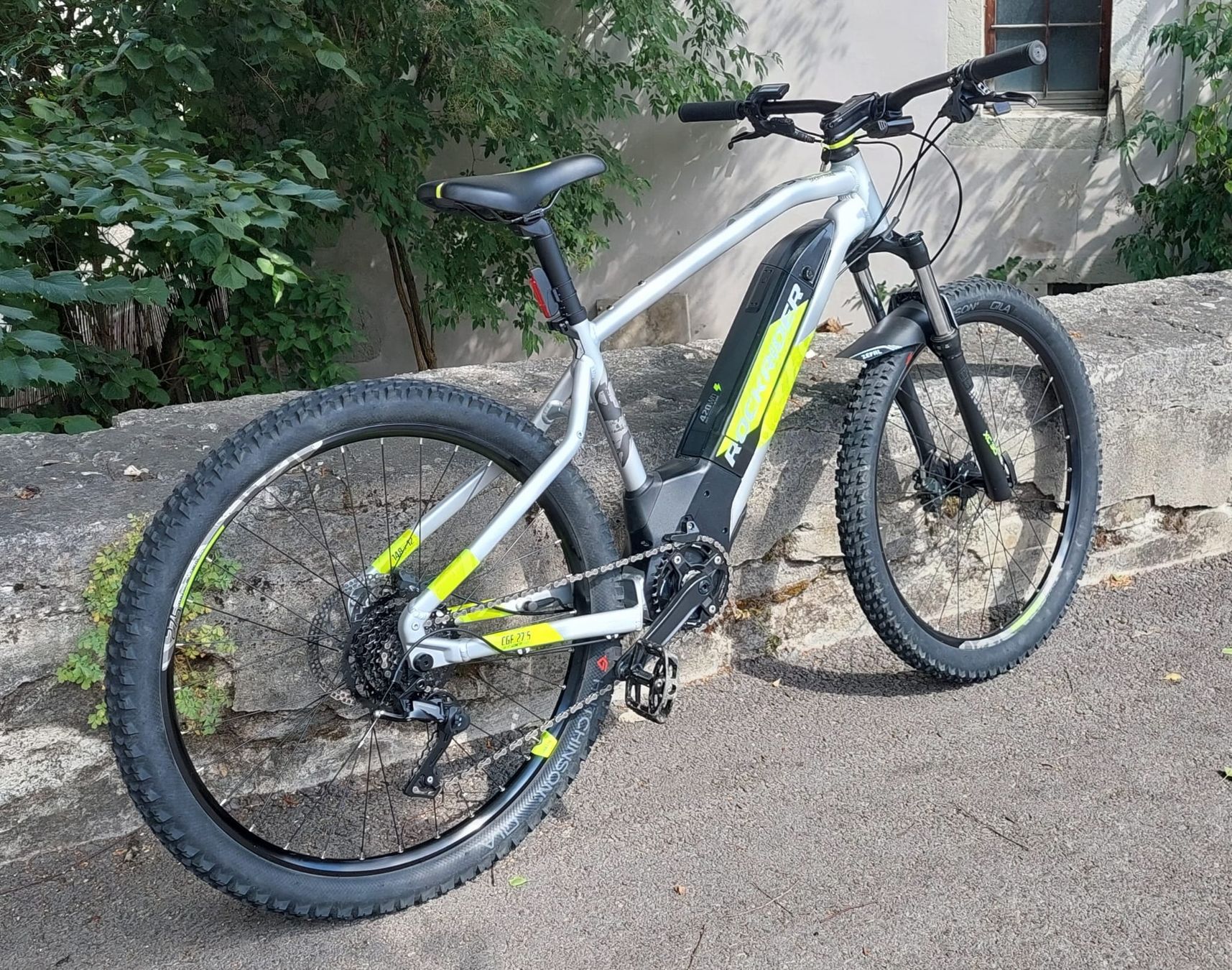 Decathlon Vélos: VTT électrique Rockrider E-ST 520 – D'occasion à Le Locle par cor_l7nw 2