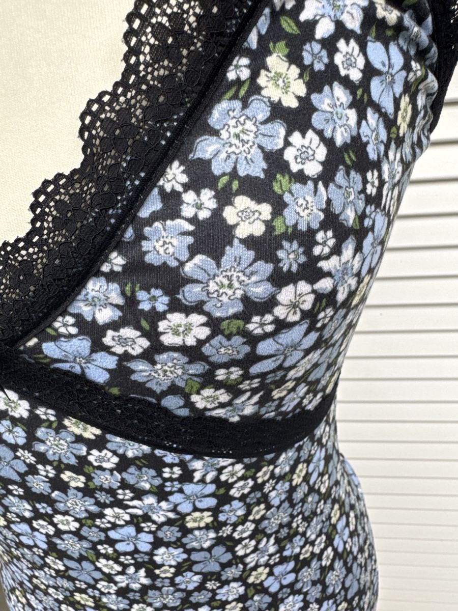 Vestiti: Sommerliches Mini Kleid mit Blumenmuster, Grösse 36 – Usato da Basel venduto da fiona_second-hand_BS 3