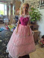Barbie im Dream Glow Kultkleid der 80er -  Sonderangebot