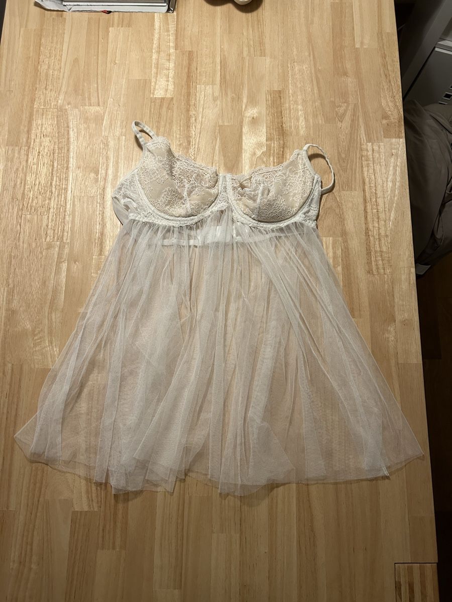 Altra biancheria intima: Dessou“ – Usato da Winterthur venduto da gaby.00