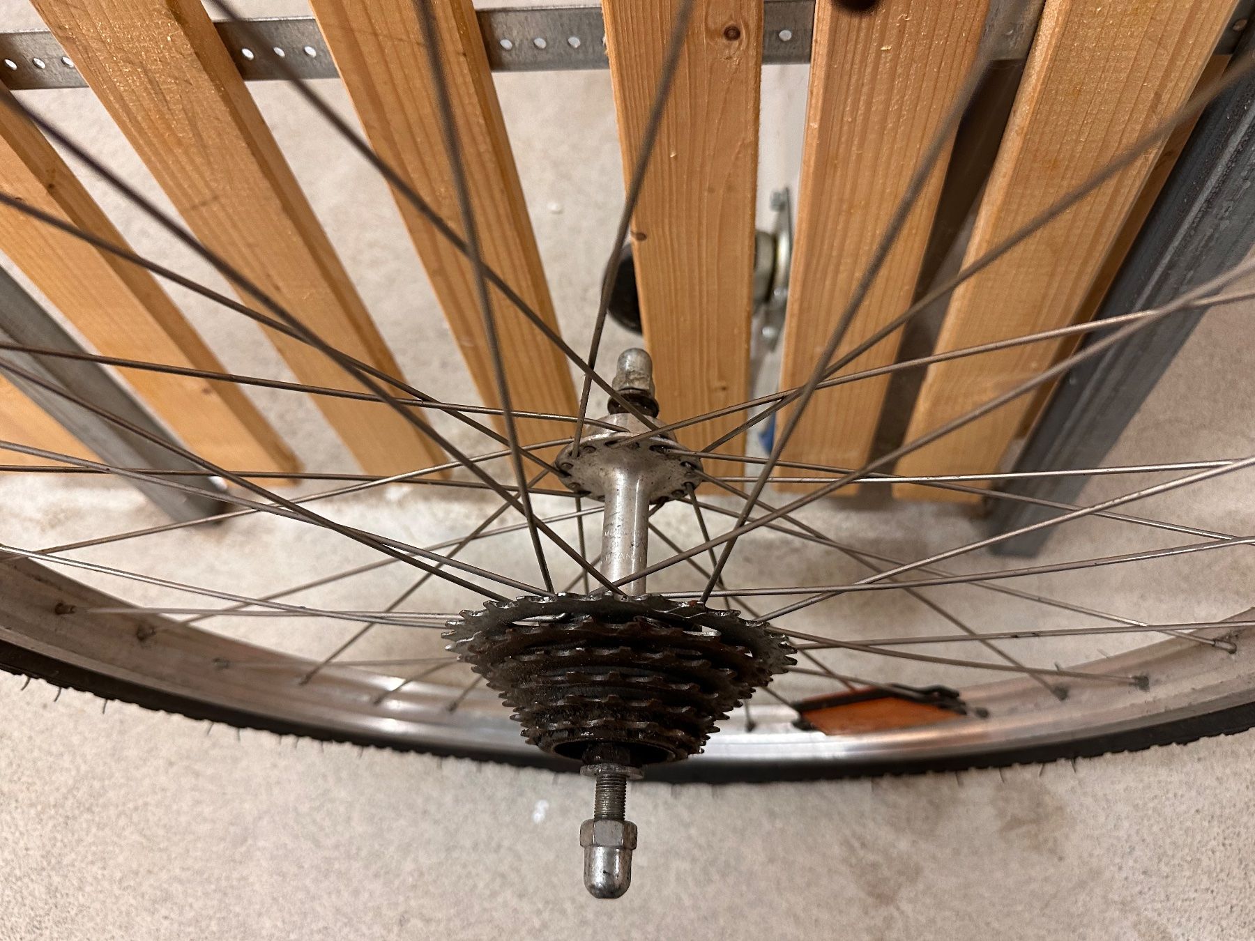 Pneumatici & Ruote complete: Komplettrad Kindervelo 24“ – Usato da Zürich venduto da Gadgets2020 2