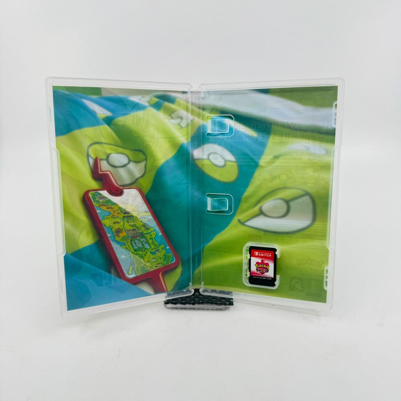 Jeux: Pokemon Schild (Nintendo Switch) – D'occasion à Herisau par Seyashop1 1
