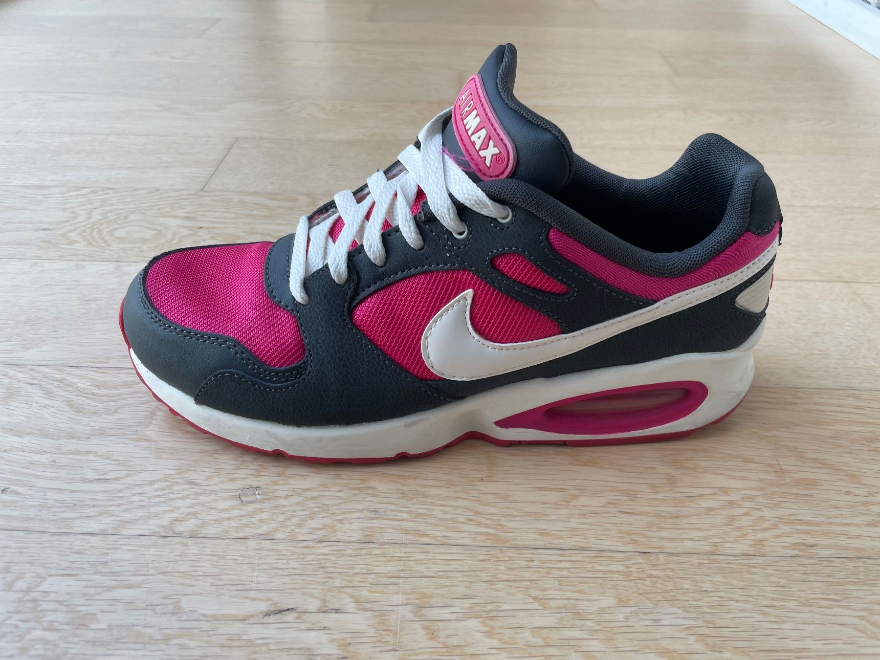Nike Scarpe da uomo: Nike Air Max Sneakers Pink Grau Grösse 40 – Nuovo (secondo la descrizione) da Corcelles NE venduto da gingerbrain 1