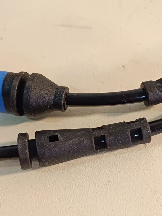 BMW Toutes les pièces auto: Verschleisskontakt für BMW neu 104576  (nov294) – Neuf avec emballage d'origine à Künten par Schnaepplihuus 5
