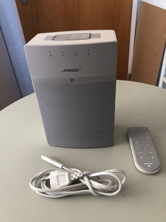 Bose Haut-parleurs: BOSE SoundTouch 10 – D'occasion à Gelterkinden par hebuergin
