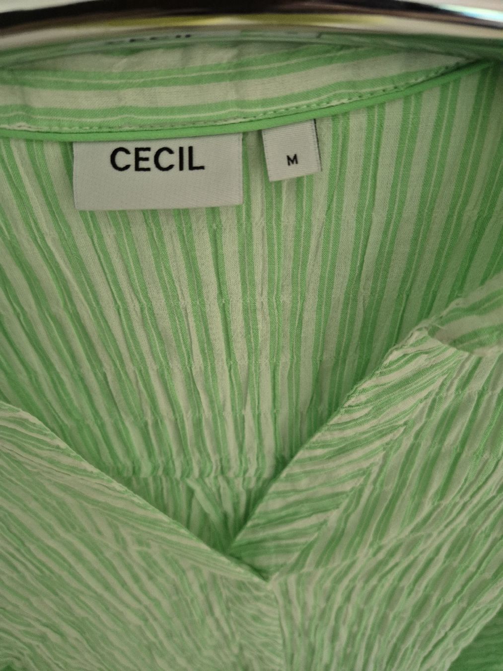 Lotti di vestiti: Sommerblusen im Dreierpack,  Esprit , Nümpf, Cecil, Grösse M – Nuovo (secondo la descrizione) da Lengnau BE venduto da cantharis 2