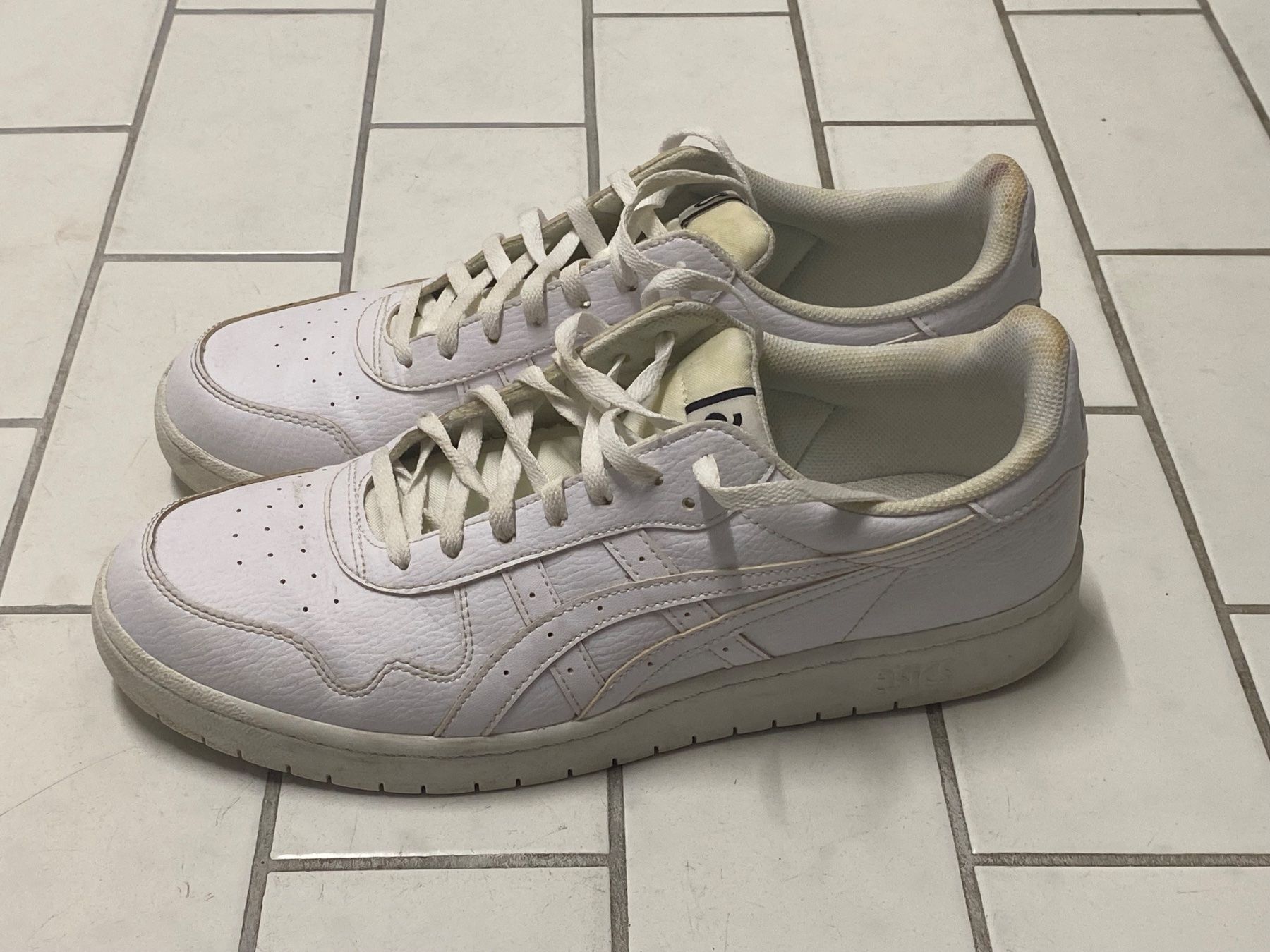 Asics Scarpe da uomo: Asics Japan S Freizeitschuhe weiss – Usato da Niederuzwil venduto da CorinneF3 1