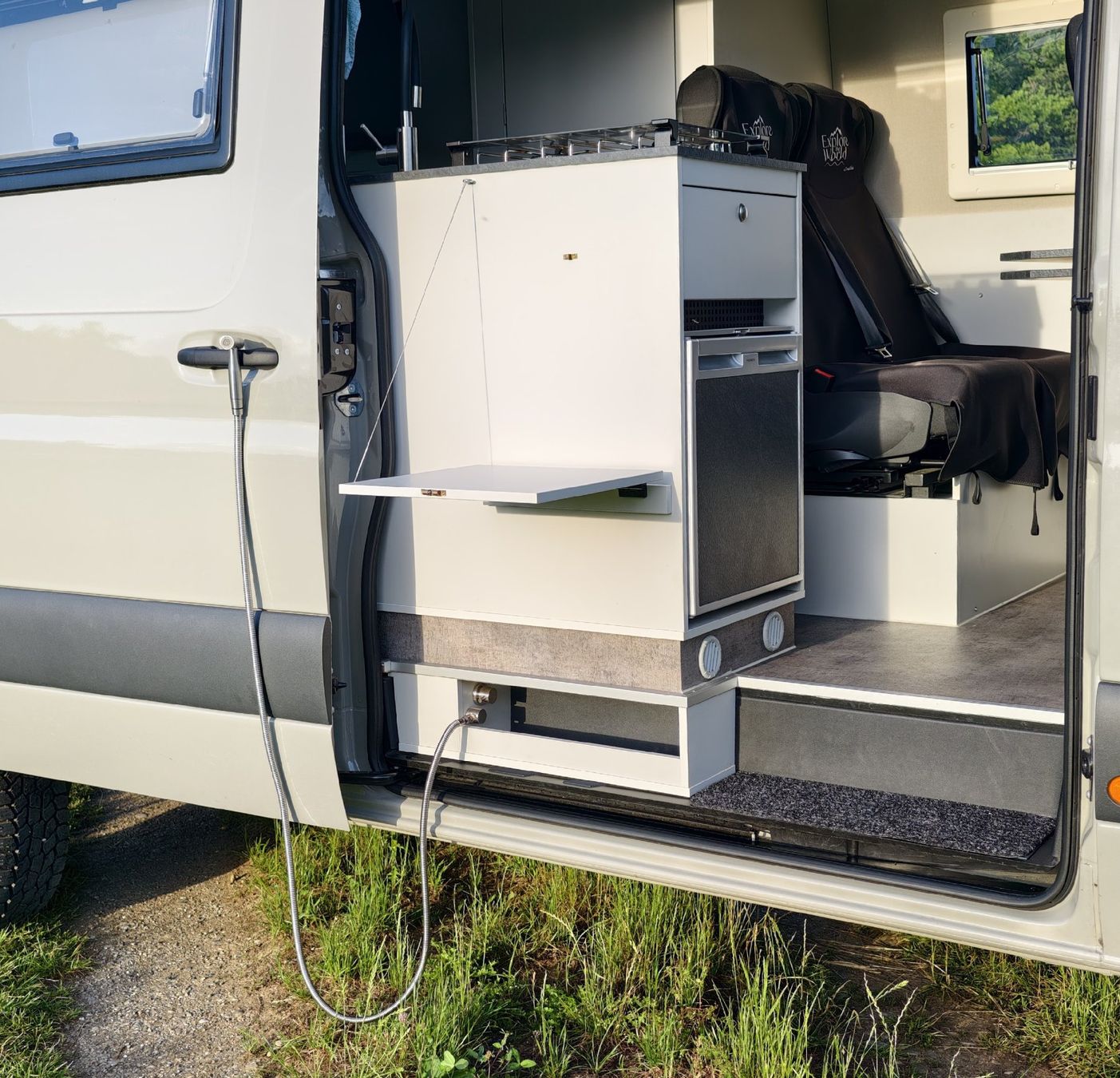 Mercedes-Benz Camping Fahrzeuge: Einzigartiger High-End Allrad Familien-Van Sprinter 4x4 – Neu (gemäss Beschreibung) aus Ossingen von creavan 5