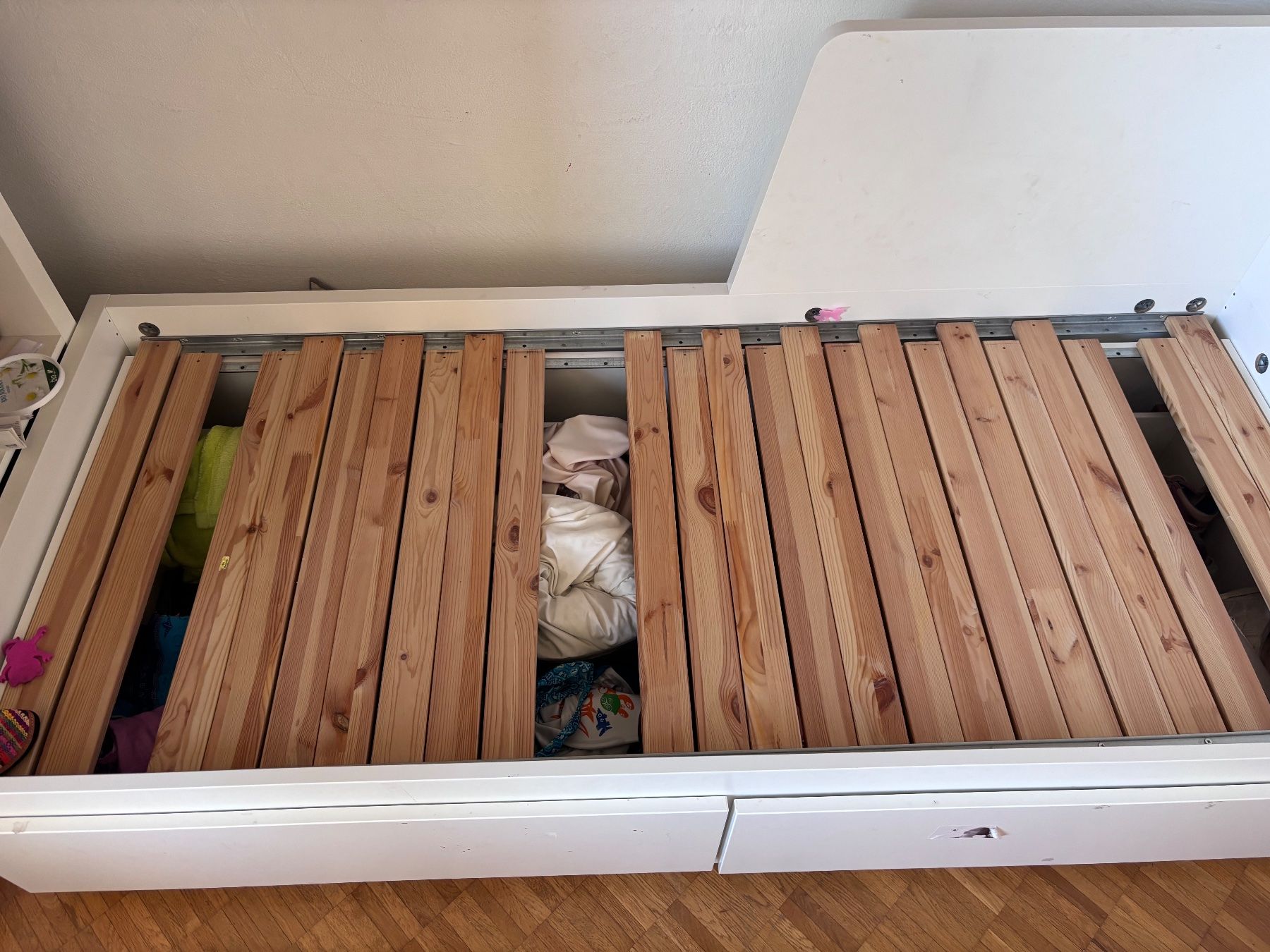 Ikea Letti: Bettsofa Ikea "Flekke" mit viel Stauraum – Usato da Zürich venduto da brueggej 4