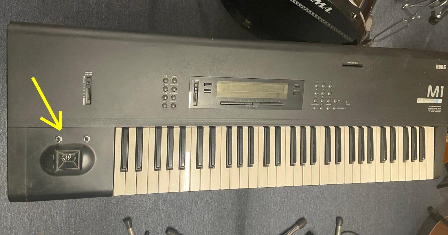 Korg Instruments de musique: Korg M1 Workstation - defekt – Défectueux à Schaffhausen par Jove1 1
