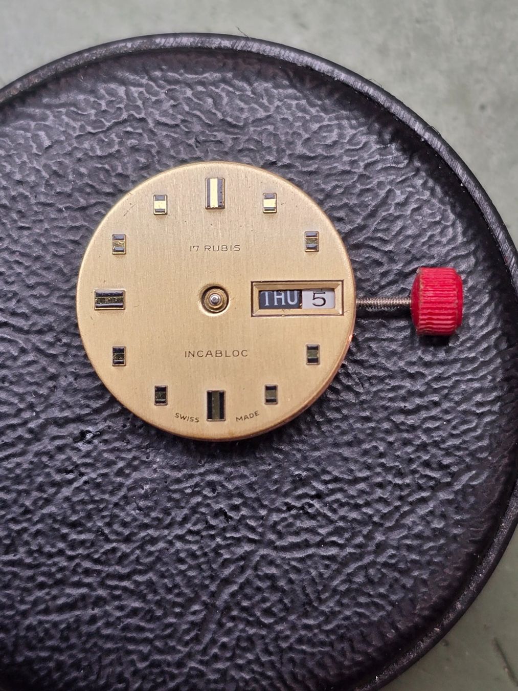 Orologi: Unitas 6487 avec date et jour et cadran – Usato da Tramelan venduto da Nirdan