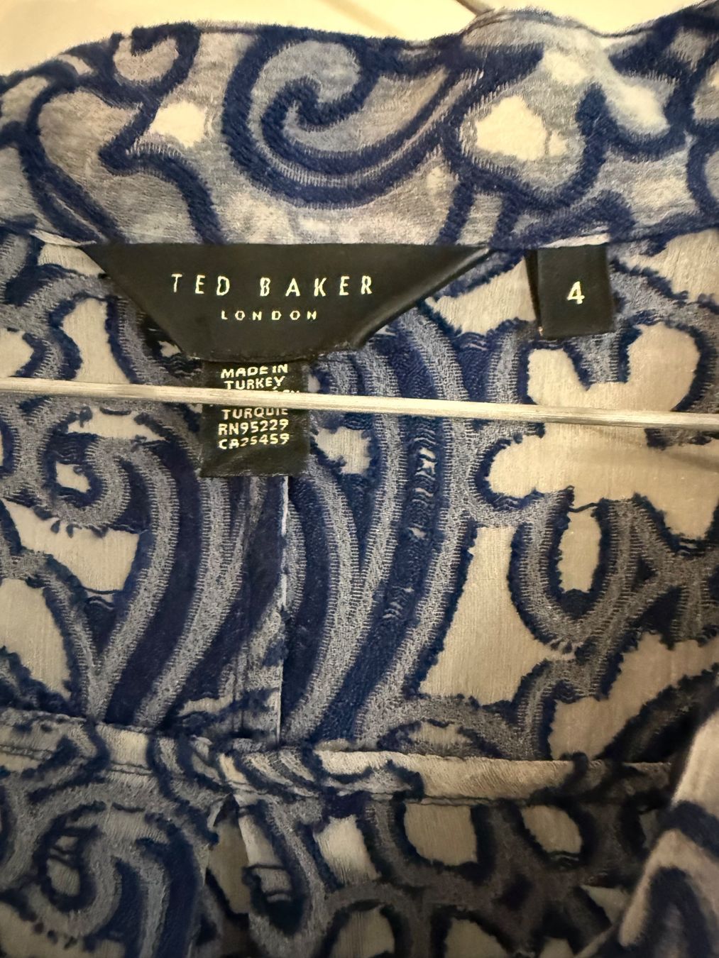 Ted Baker Vestiti: Ted Baker kleid – Usato da Adliswil venduto da ale_dv2q 5