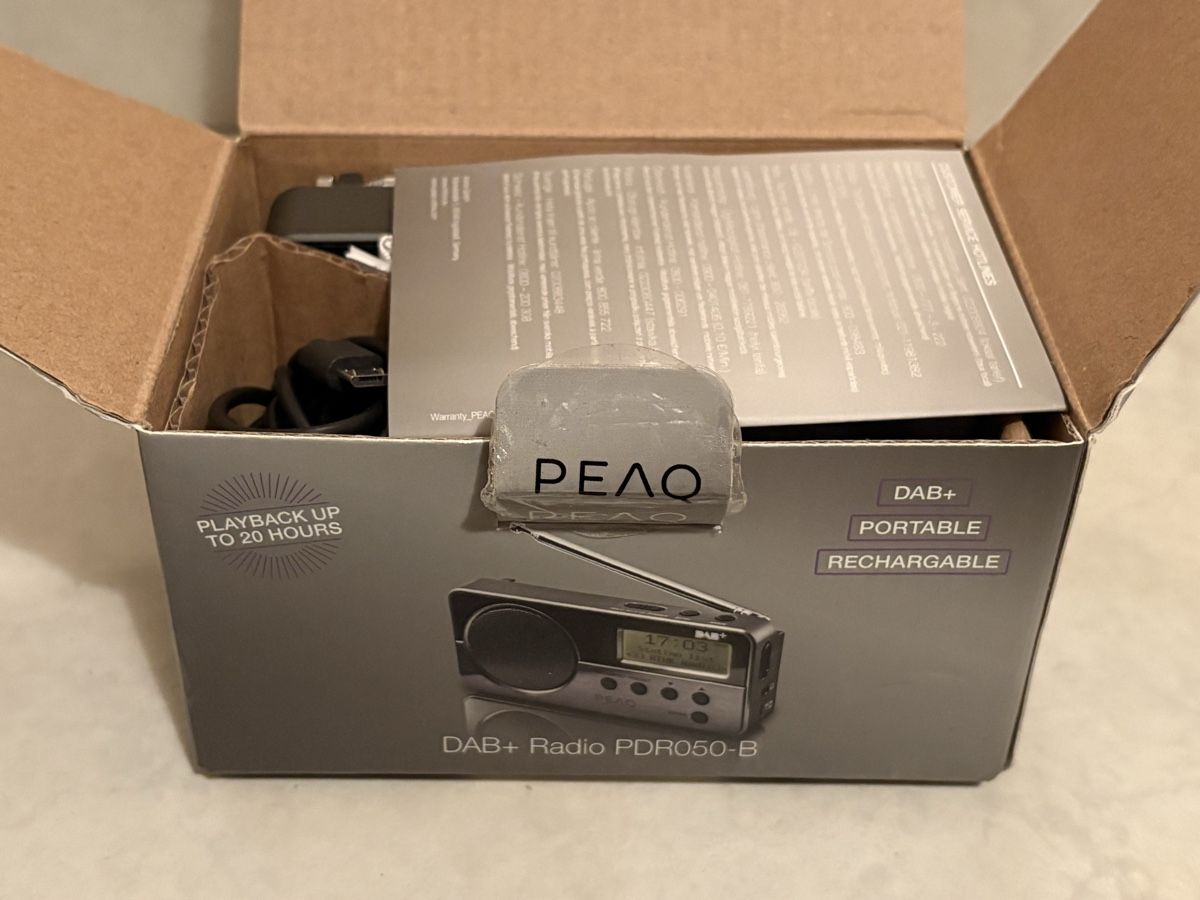 Radio: DAB+ Radio - Neu – Nuovo e nell'imballaggio originale da Meilen venduto da mogli_luna 1