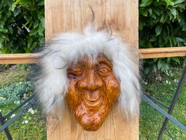 schöne alte Holzmaske von Josef Eyer
