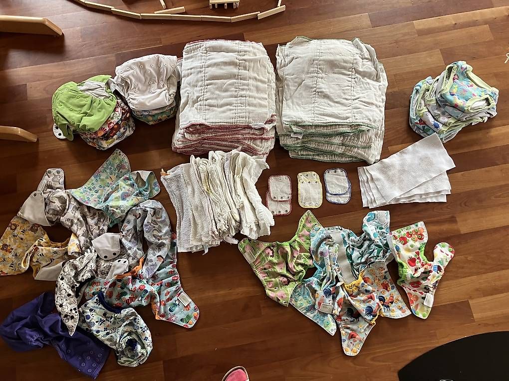 Secchi per pannolini & Pannolini:  Stoffwindel paket xkko, blueberry capri, simplex, trainers – Usato da Eschlikon TG venduto da ritschi90