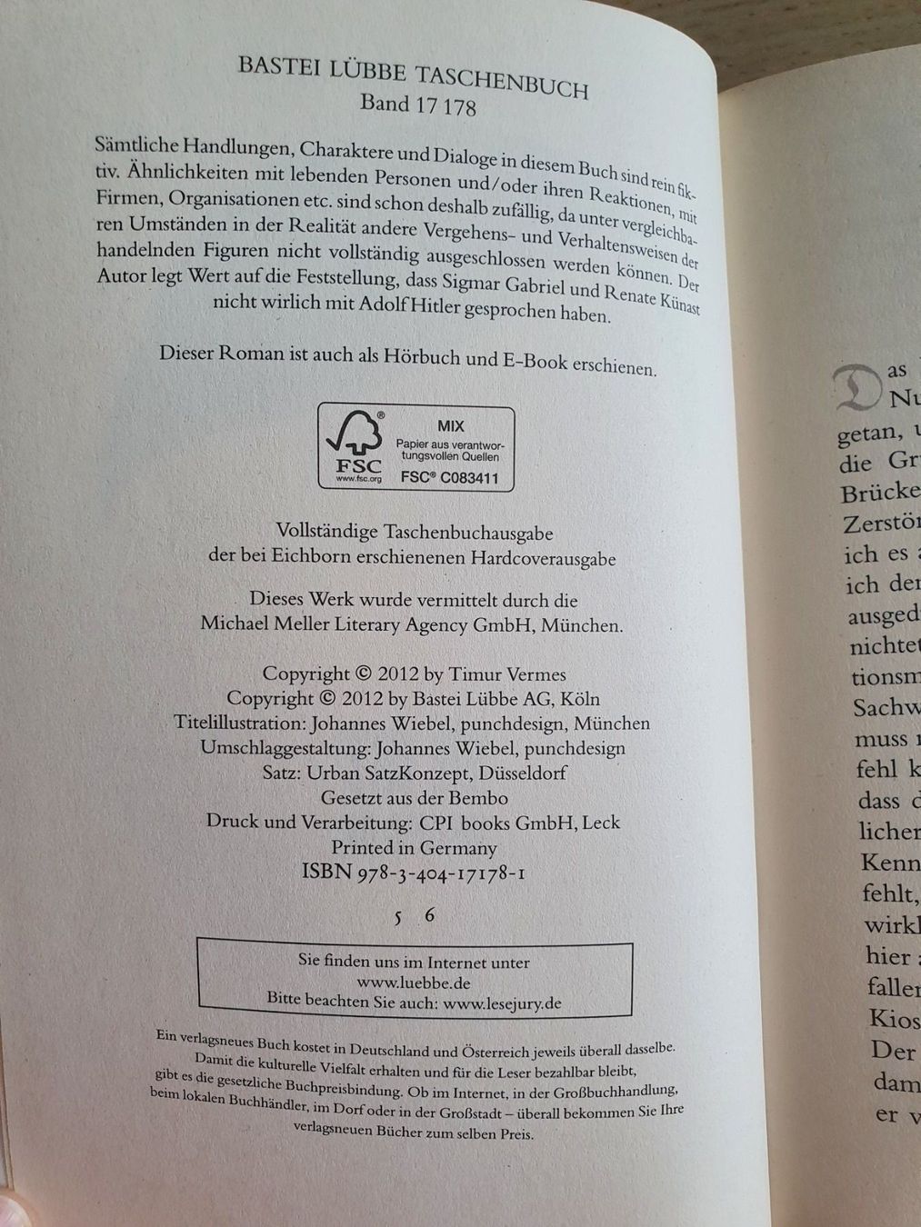 Libri: Er ist wieder da - Timur Vermes – Nuovo (secondo la descrizione) da Thun venduto da Zuzi84 3