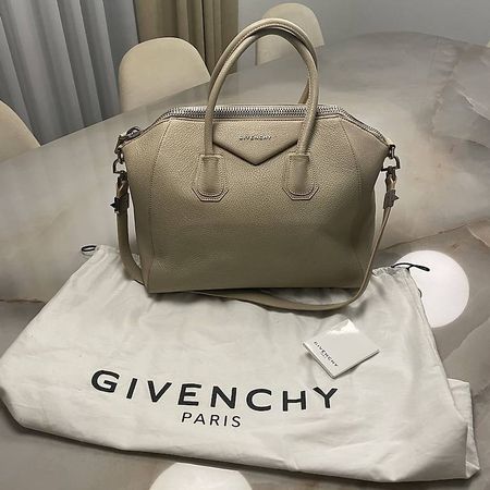 Givenchy Antigona