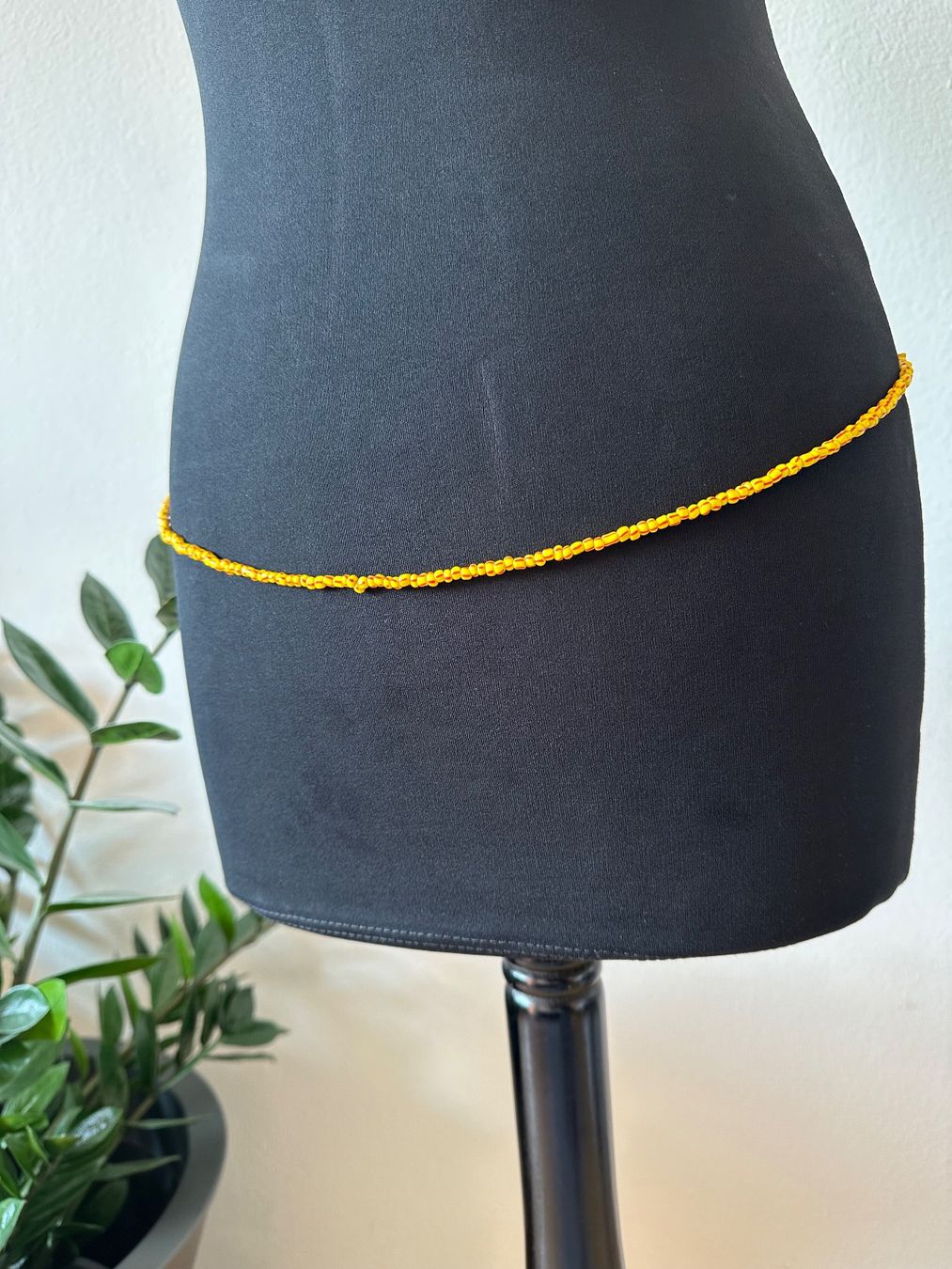 Catenine: Handgemachte Bauchkette – Nuovo e nell'imballaggio originale da Biel/Bienne venduto da COINCECILE 3
