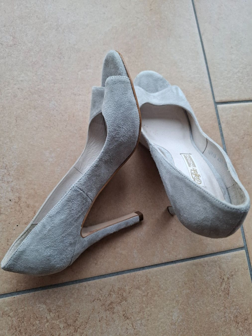 Buffalo Scarpe da donna: Escarpins BUFFALO gris taille 36 – Usato da Echallens venduto da dianitas 2