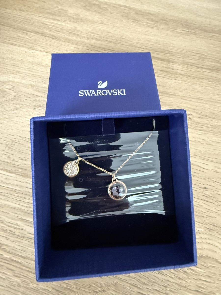 Swarovski Catenine: Swarovski Kette mit Anhänger neu mit Box – Nuovo e nell'imballaggio originale da Chur venduto da SteffiundMarco