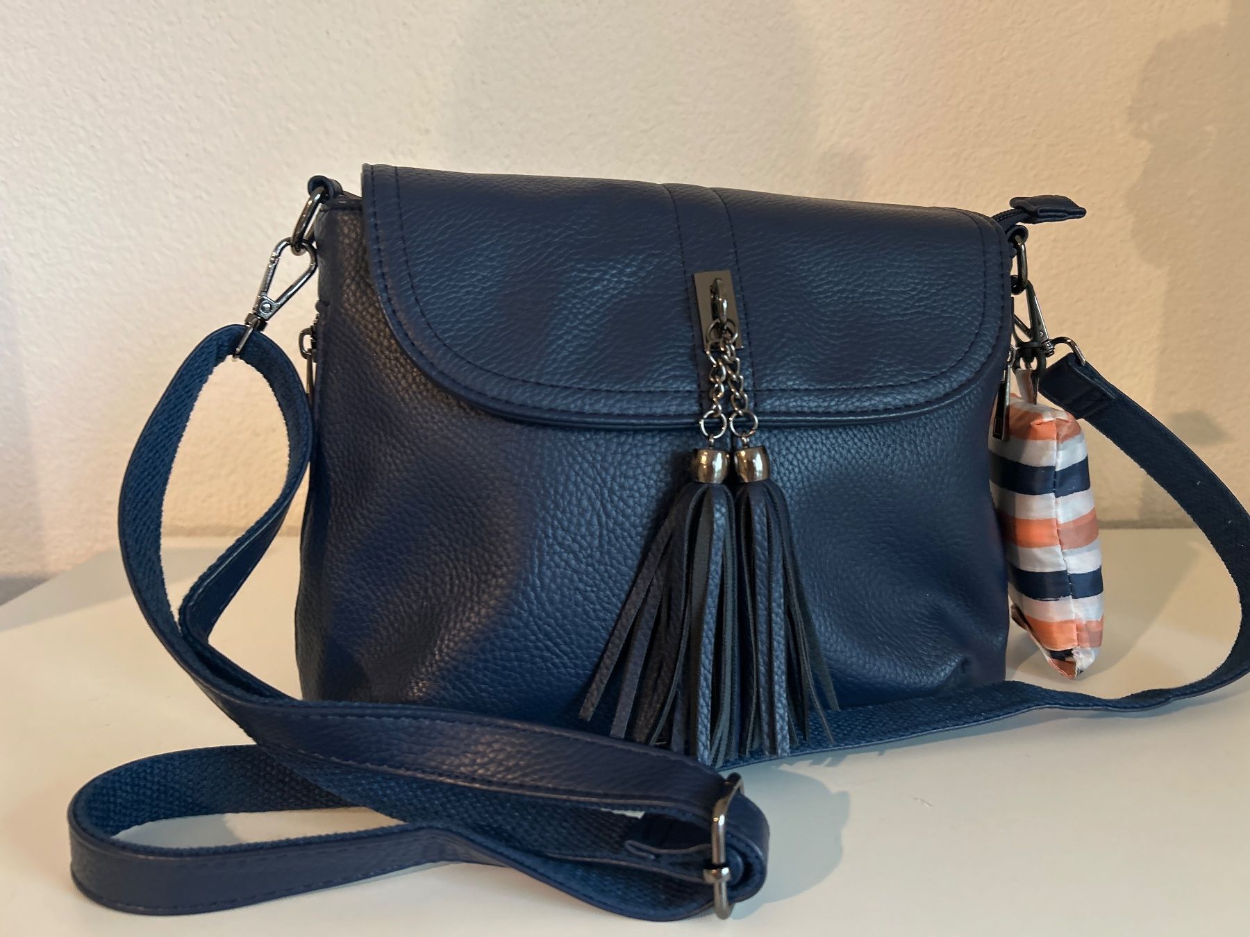 Borse da donna: Damen Umhängetasche dunkelblau von Multiblu – Usato da Brunnen venduto da Nala2929