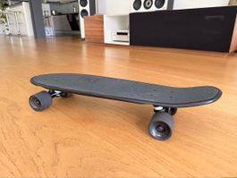 GLOBE Skateboard Anthrazit 66cm lang nur 3x kurz im Einsatz 