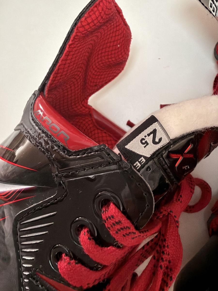 Bauer Pattini da ghiaccio: Eishockeyschlittschuhe Bauer Vapor FLY30 Junior – Nuovo (secondo la descrizione) da Zürich venduto da loristredici 4