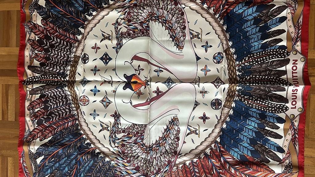 Louis Vuitton Foulards & écharpes: Seidentuch Louis Vuitton – Neuf (Voir description) à Birsfelden par willow1 1