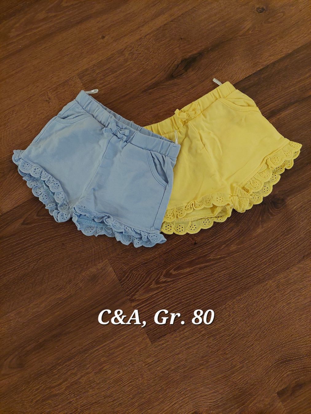 C&A Pantaloni: Shorts, Gr. 80 – Usato da Zäziwil venduto da Seisler