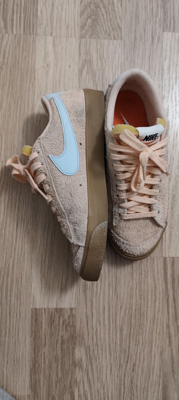 Nike Scarpe da donna: Basket Nike blazer low 77  – Nuovo (secondo la descrizione) da Martigny venduto da Vintage-23 1