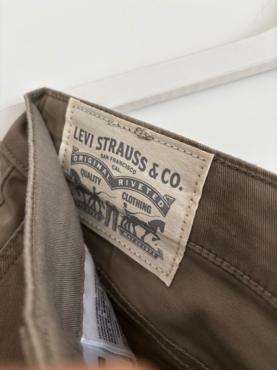 Levi's Pantaloni: Levi’s Cargo Hose – Nuovo (secondo la descrizione) da Basel venduto da sop_h98w 1