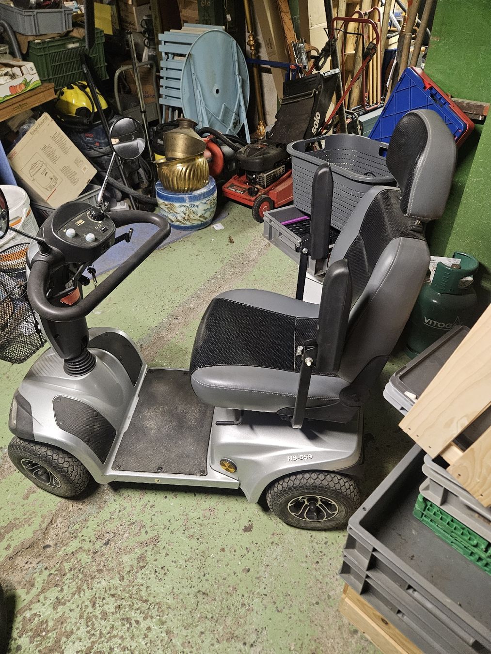 Veicoli elettrici: Elektromobil HS-559 gebraucht 4 Räder – Difettoso da Rorschach venduto da TimelessTrading 2