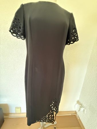 Schwarzes Sommerkleid von Louis Feraud Gr. 40 Seide