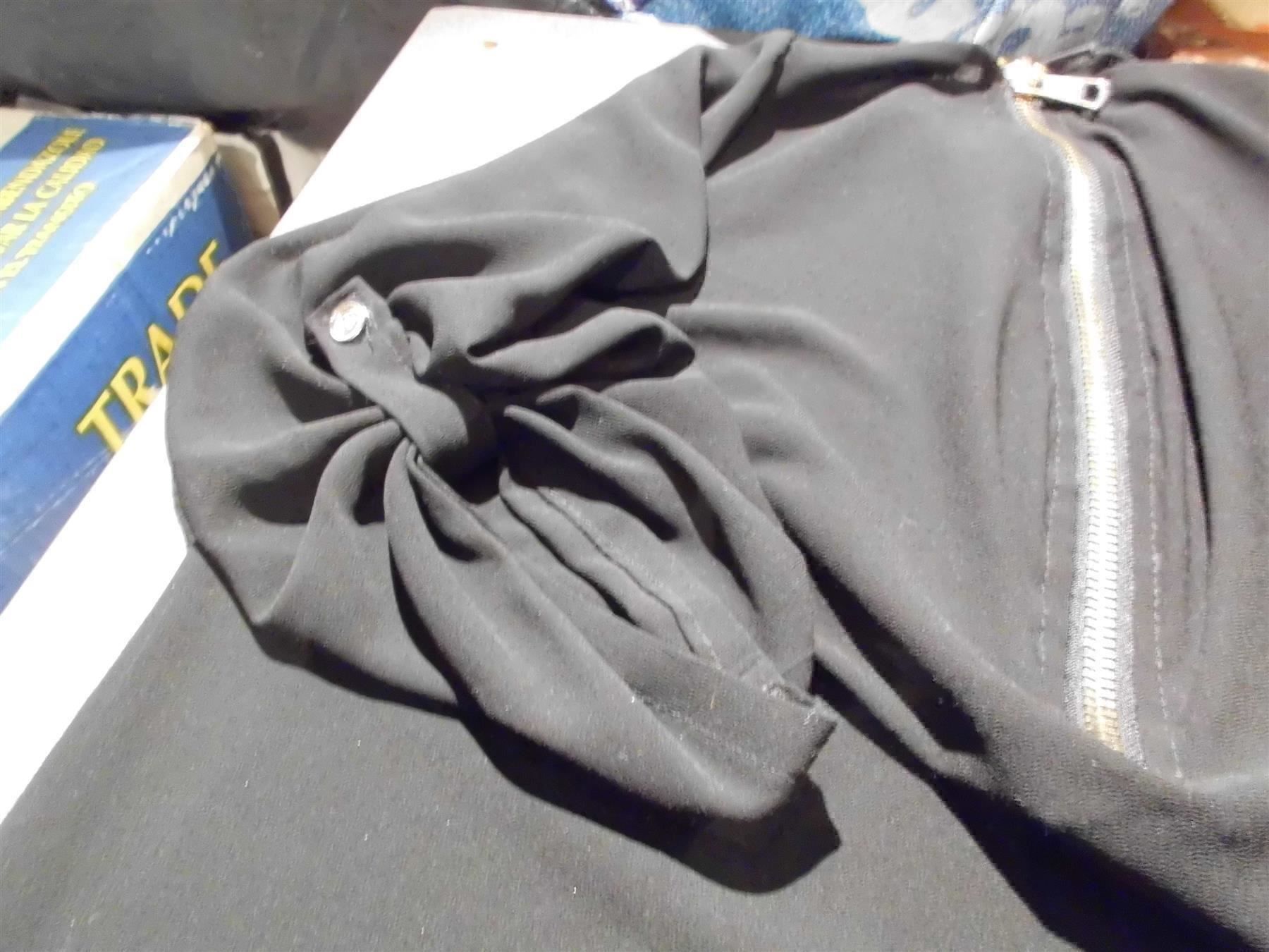 Blusen: Oberteil Grösse M/L, Today, schwarz/durc – Gebraucht aus Zürich von Motzkuh 1