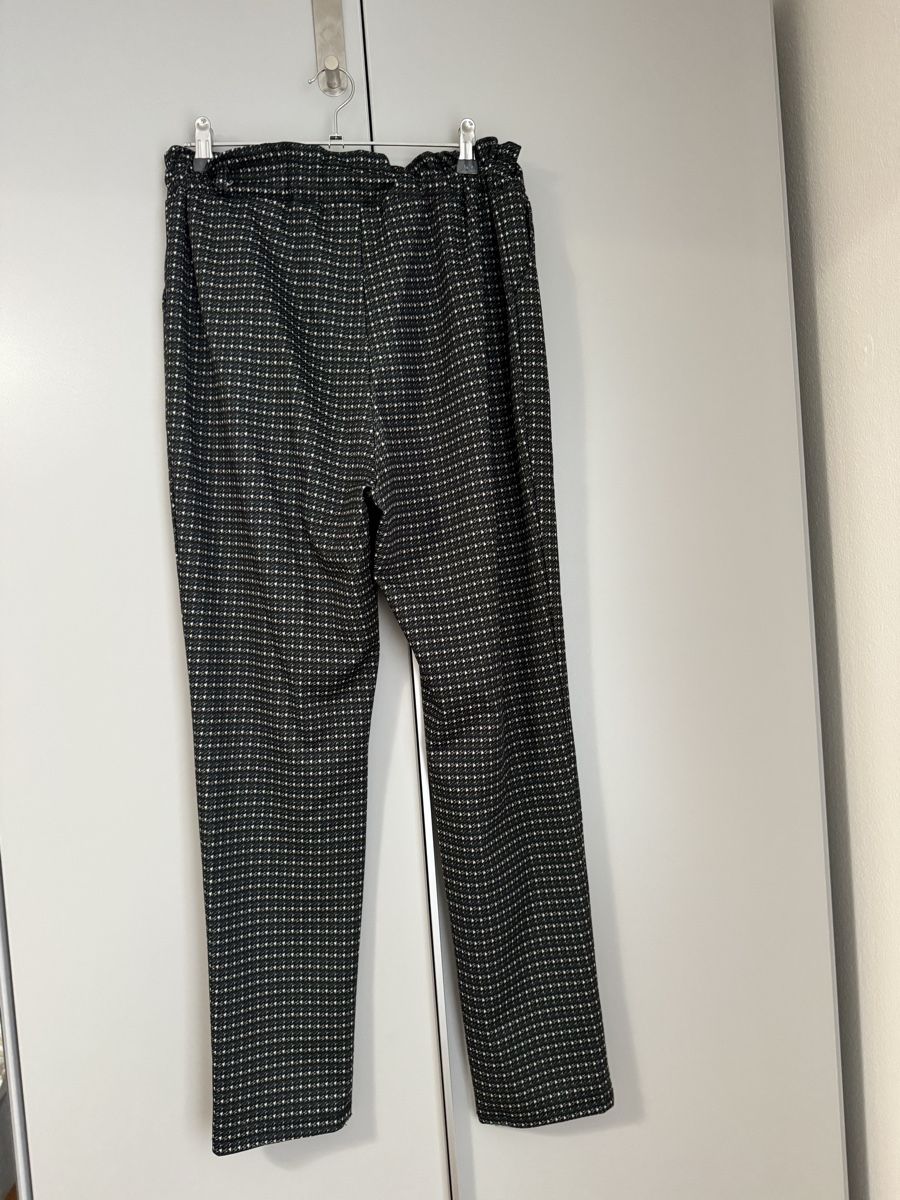 Pantaloni: Schicke Stoffhose von Today, Grösse L – Usato da Baden venduto da CompraCaro 2
