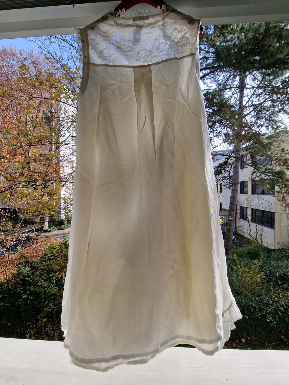 Vestiti: HIGH Kleid aus Seide Gr. 36 – Usato da Basel venduto da chingson 2